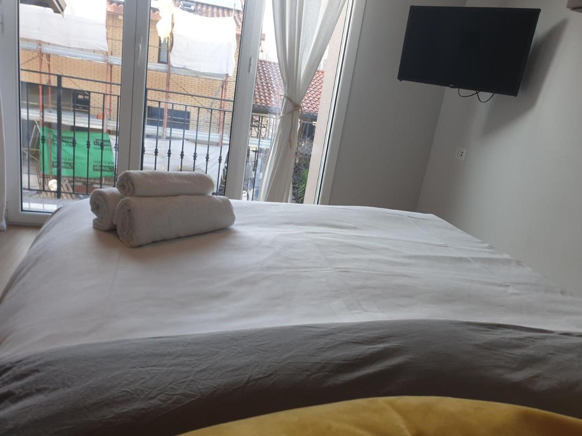 Michelangelo Apartments Cormano Bagian luar foto